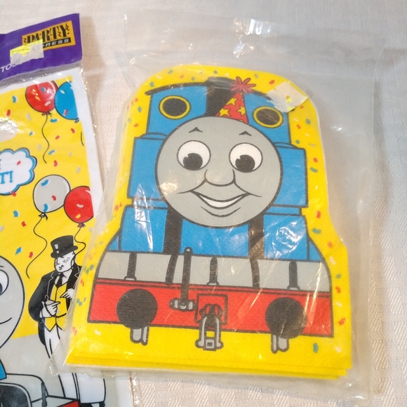 thomas the tank napkins